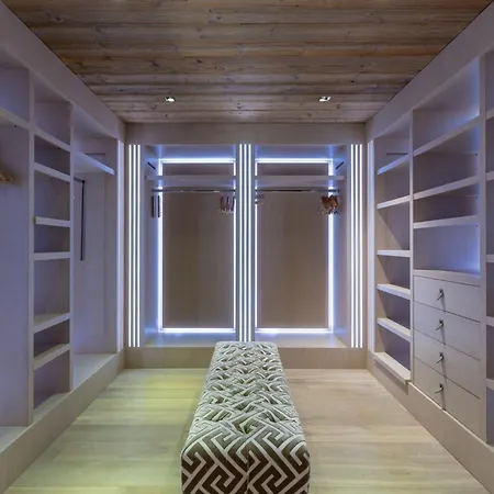 Delux Chalet With Pool&spa 키츠부헬